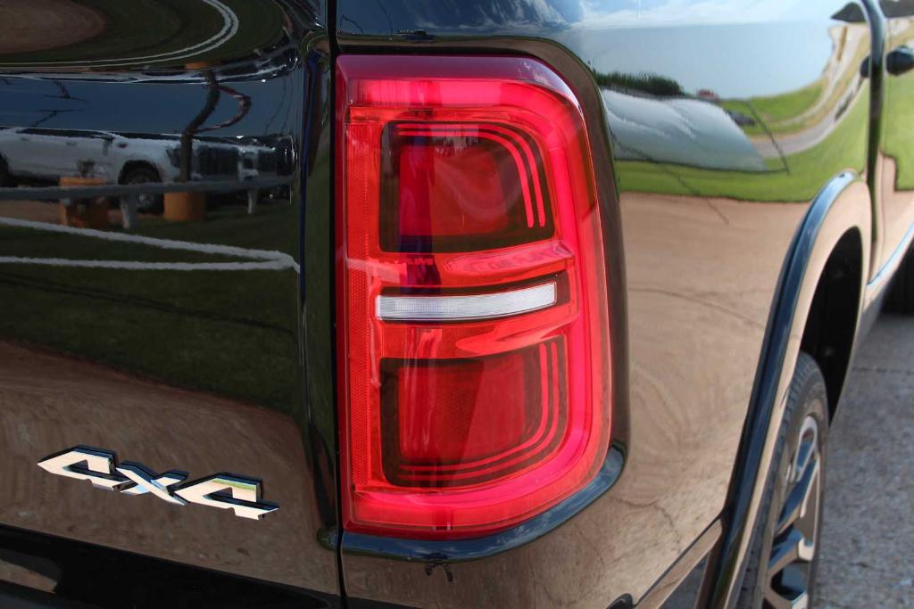 2026 RAM 1500 LIMITED — миниатюра 15
