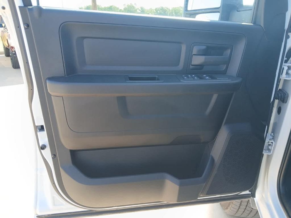 صورة مصغرة 15 لـ 2025 RAM 3500 TRADESMAN
