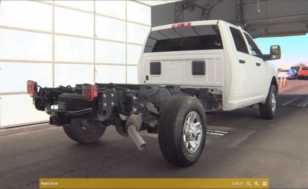 صورة 2 لـ 2025 RAM 3500 TRADESMAN