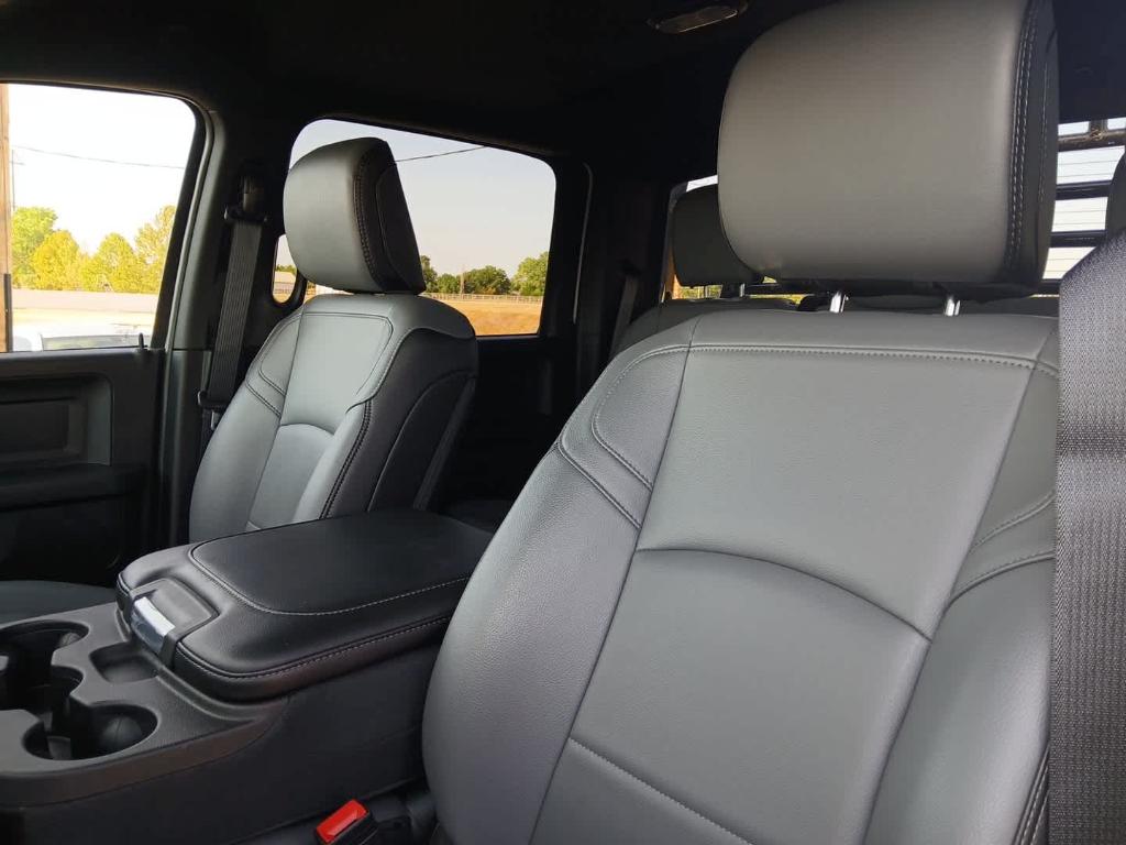 صورة مصغرة 18 لـ 2025 RAM 3500 TRADESMAN