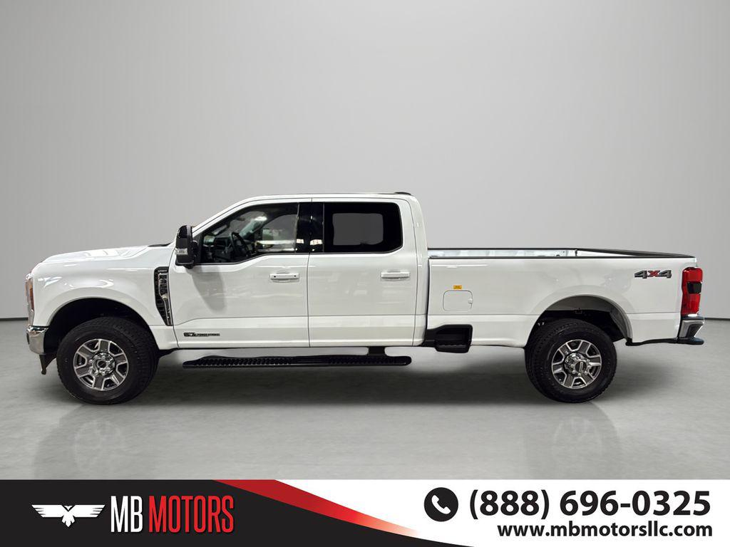 2025 FORD F-350 LARIAT — фото 2
