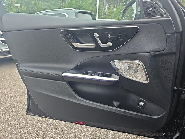 2026 Mercedes-BENZ C-CLASS — миниатюра 24