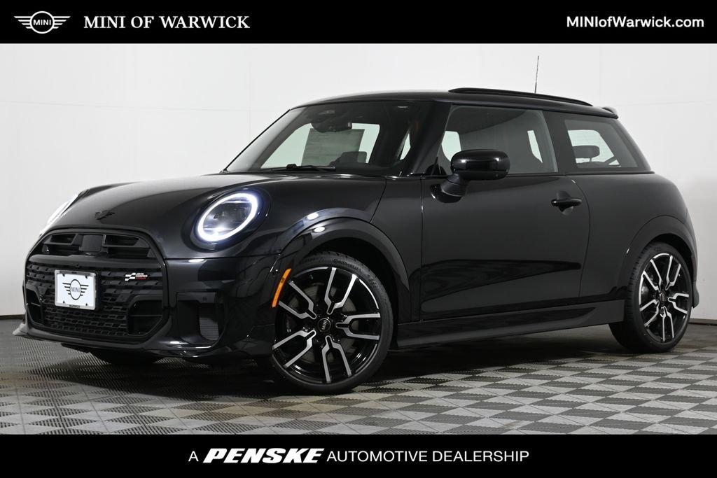 New 2026 MINI Hardtop ICONIC