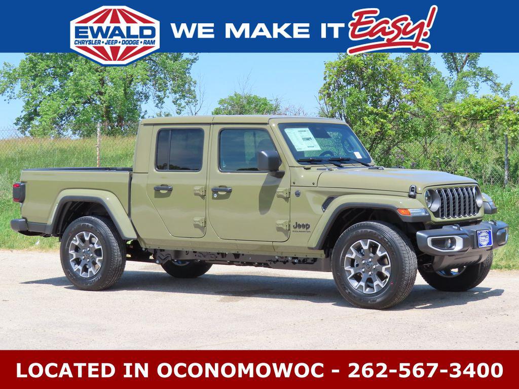 New 2026 Jeep Gladiator Sahara 4x4