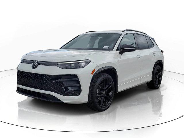 New 2026 Volkswagen Tiguan 2.0T SE R-Line Black
