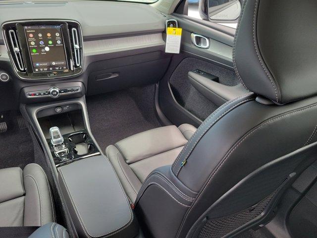 2026 Volvo XC40 B5 PLUS — миниатюра 16