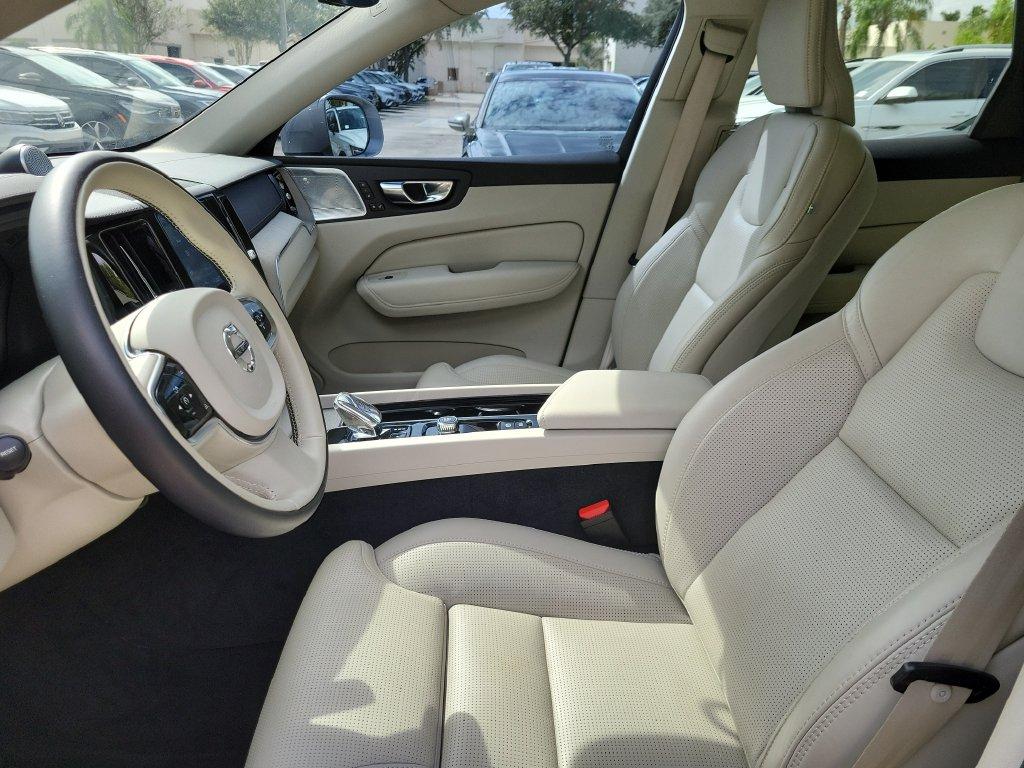 صورة مصغرة 18 لـ 2023 Volvo XC60 RECHARGE PLUG-IN HYBRID T8 ULTIMATE BRIGHT TH