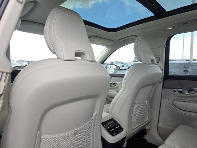 2026 Volvo XC90 B6 ULTRA 7-SEATER 照片 10