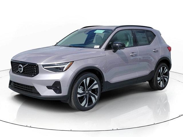 New 2026 Volvo XC40 B5 Ultra