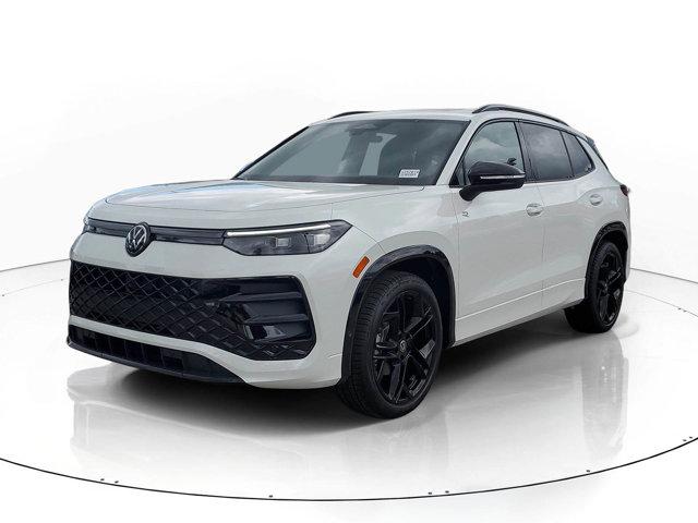 New 2026 Volkswagen Tiguan 2.0T SE R-Line Black