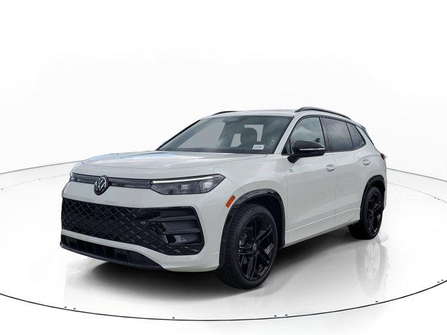New 2026 Volkswagen Tiguan SE R-Line Black