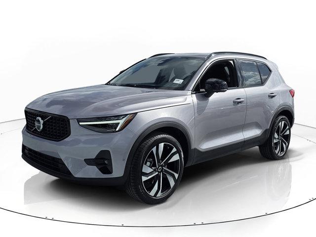 New 2026 Volvo XC40 B5 Ultra