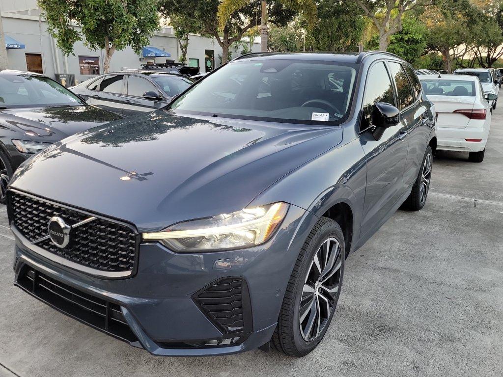 صورة مصغرة 3 لـ 2024 Volvo XC60 B5 PLUS DARK THEME
