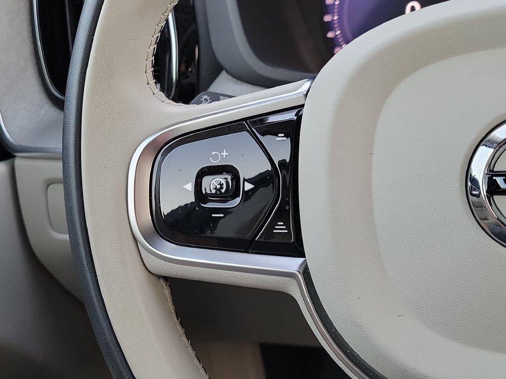 2024 Volvo XC60 B5 PLUS DARK THEME — миниатюра 21