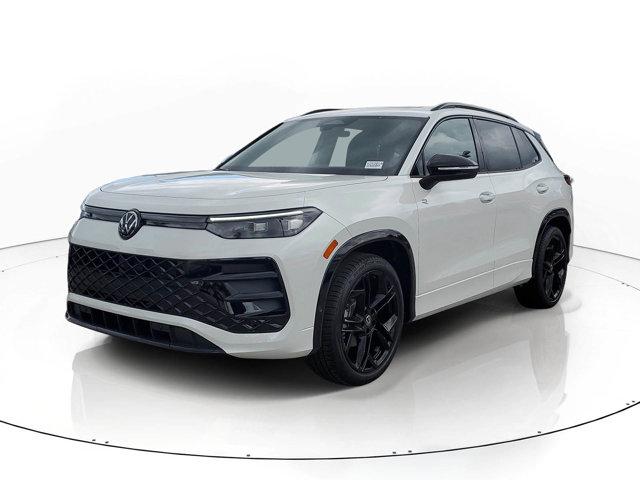 New 2026 Volkswagen Tiguan 2.0T SE R-Line Black