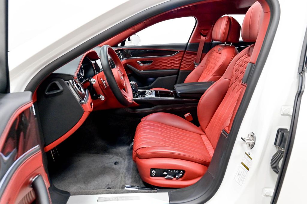 صورة مصغرة 11 لـ 2021 Bentley FLYING SPUR W12