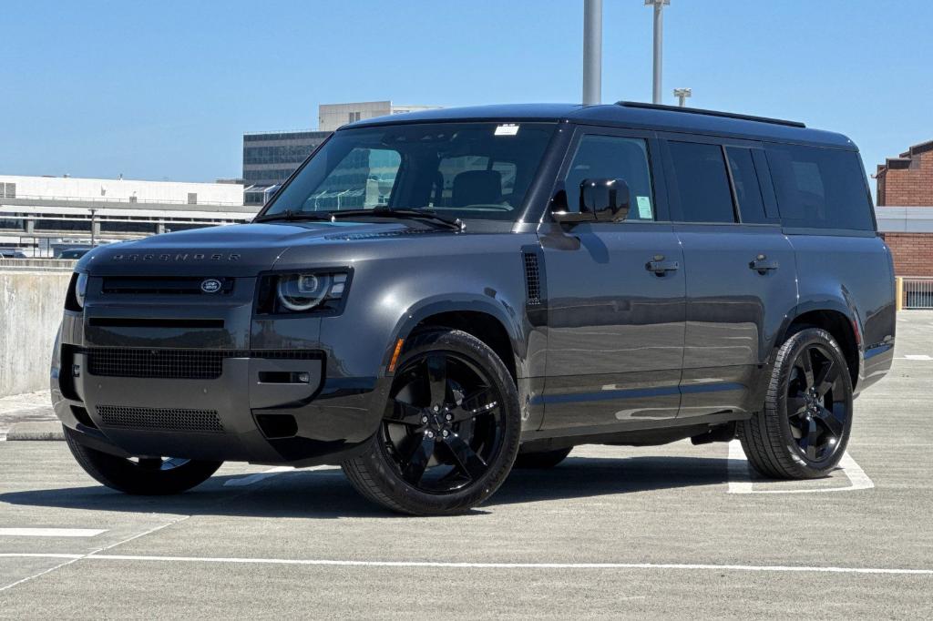 New 2026 Land Rover Defender P400 X-Dynamic SE