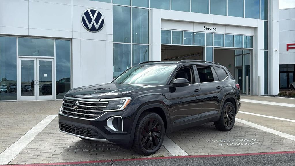 New 2026 Volkswagen Atlas 2.0T SE w/Technology 4MOTION