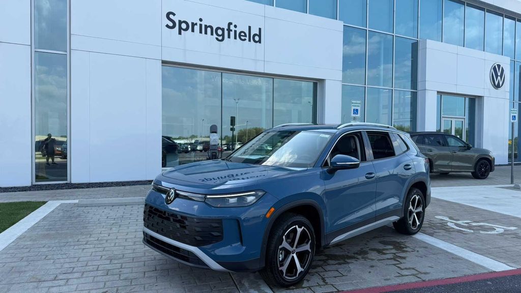 New 2026 Volkswagen Tiguan 2.0T SE 4MOTION