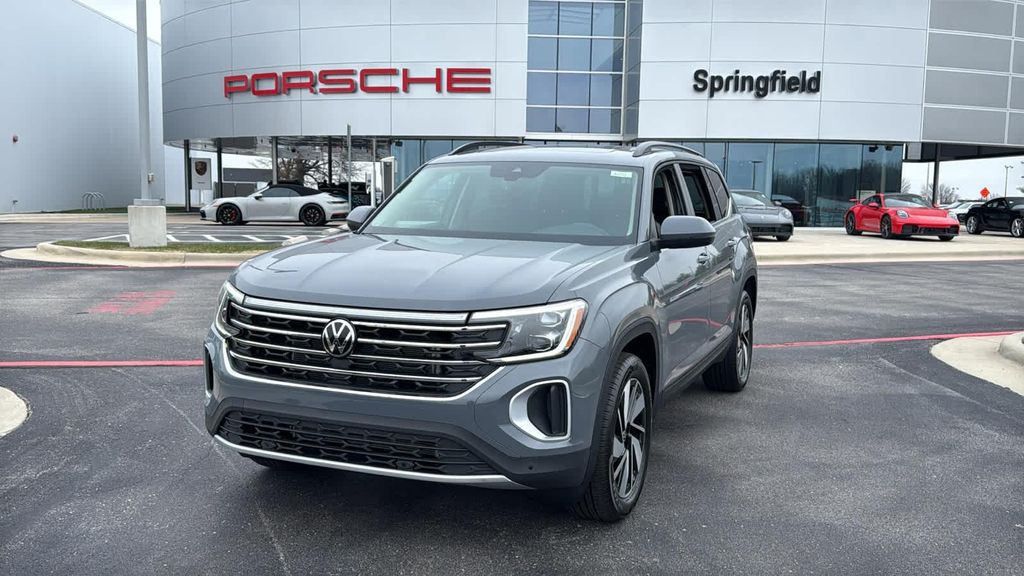 New 2026 Volkswagen Atlas 2.0T SE w/Technology 4MOTION
