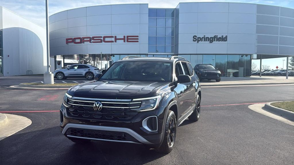 New 2026 Volkswagen Atlas Peak Edition