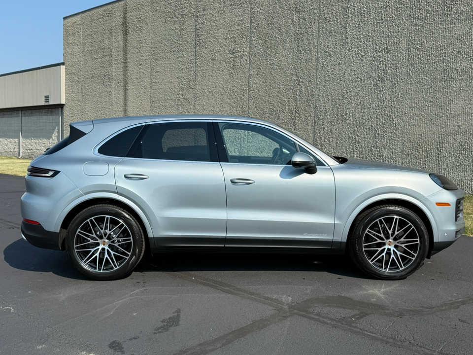 PORSCHE CAYENNE - 8