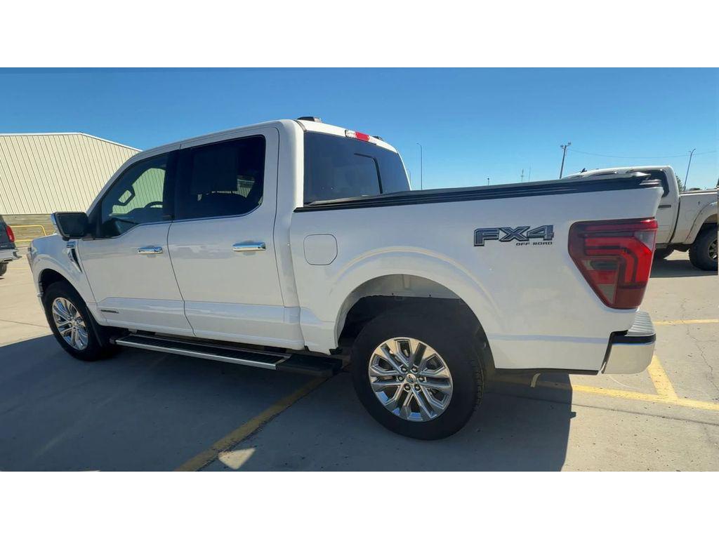 2025 FORD F-150 LARIAT 照片 8