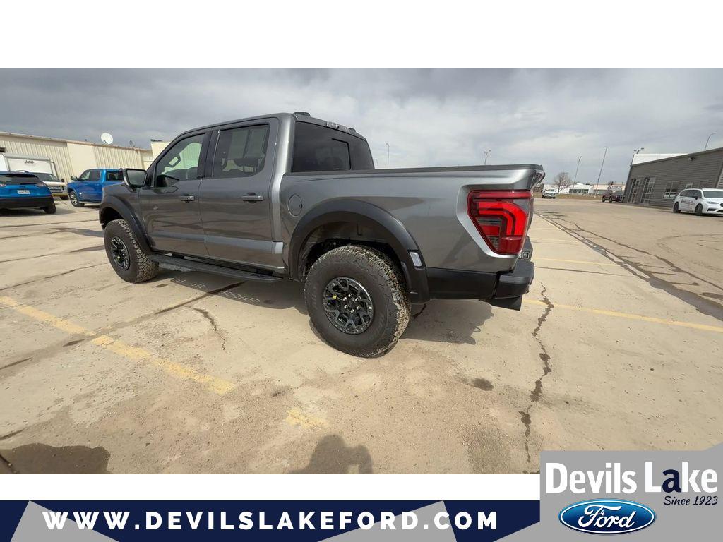FORD F-150 RAPTOR R - 8