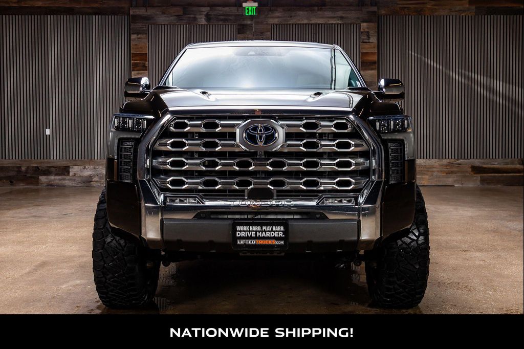 TOYOTA TUNDRA - 4