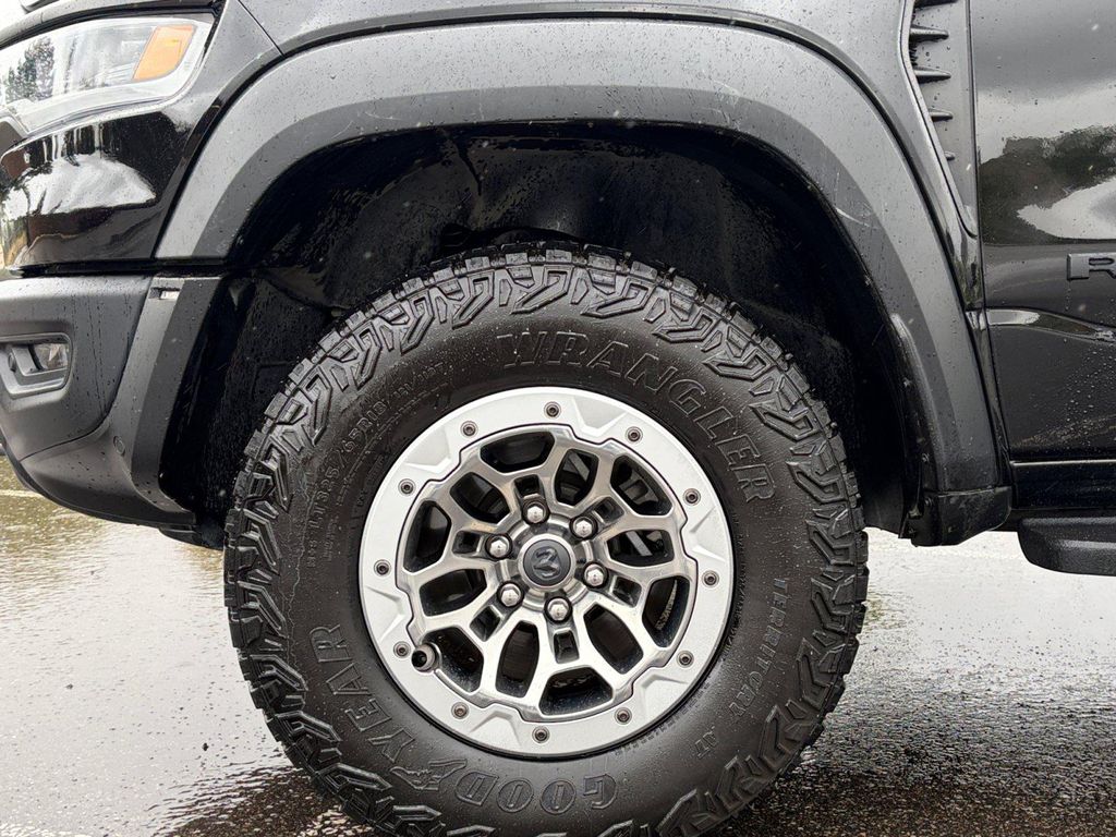 صورة 10 لـ 2025 RAM 1500 RHO
