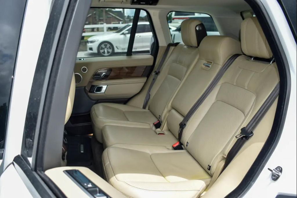 صورة 12 لـ 2020 LAND Rover RANGE ROVER 3.0L V6 SUPERCHARGED HSE
