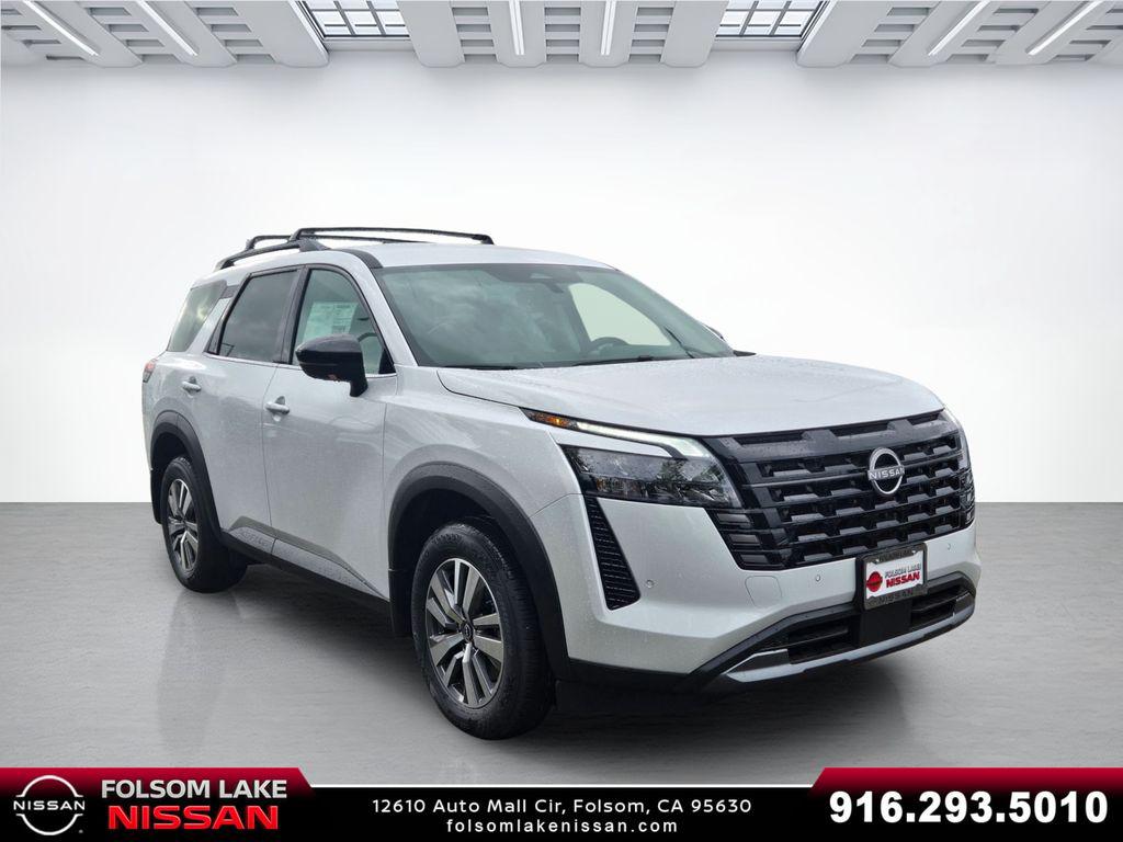 New 2026 Nissan Pathfinder SL