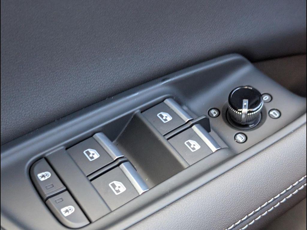 صورة مصغرة 11 لـ 2026 AUDI Q7 55 PREMIUM PLUS