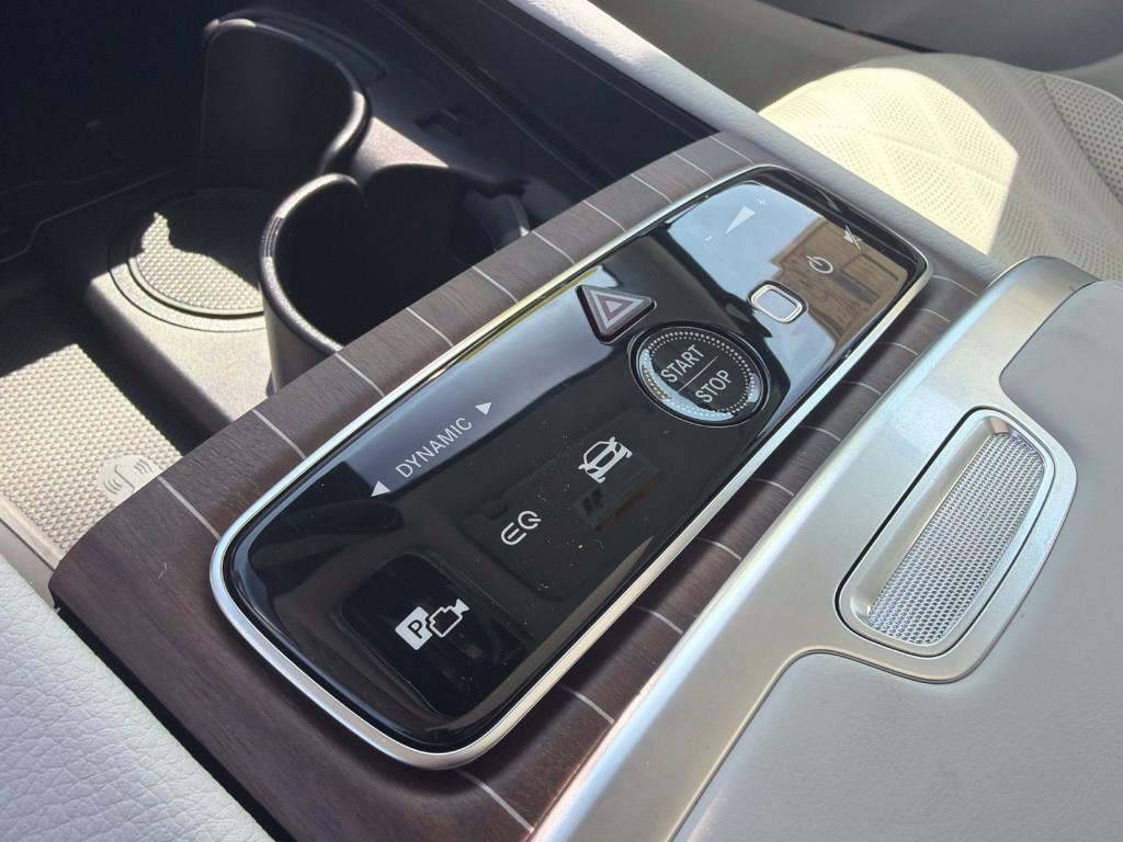 2027 Mercedes-BENZ EQS 缩略图 23