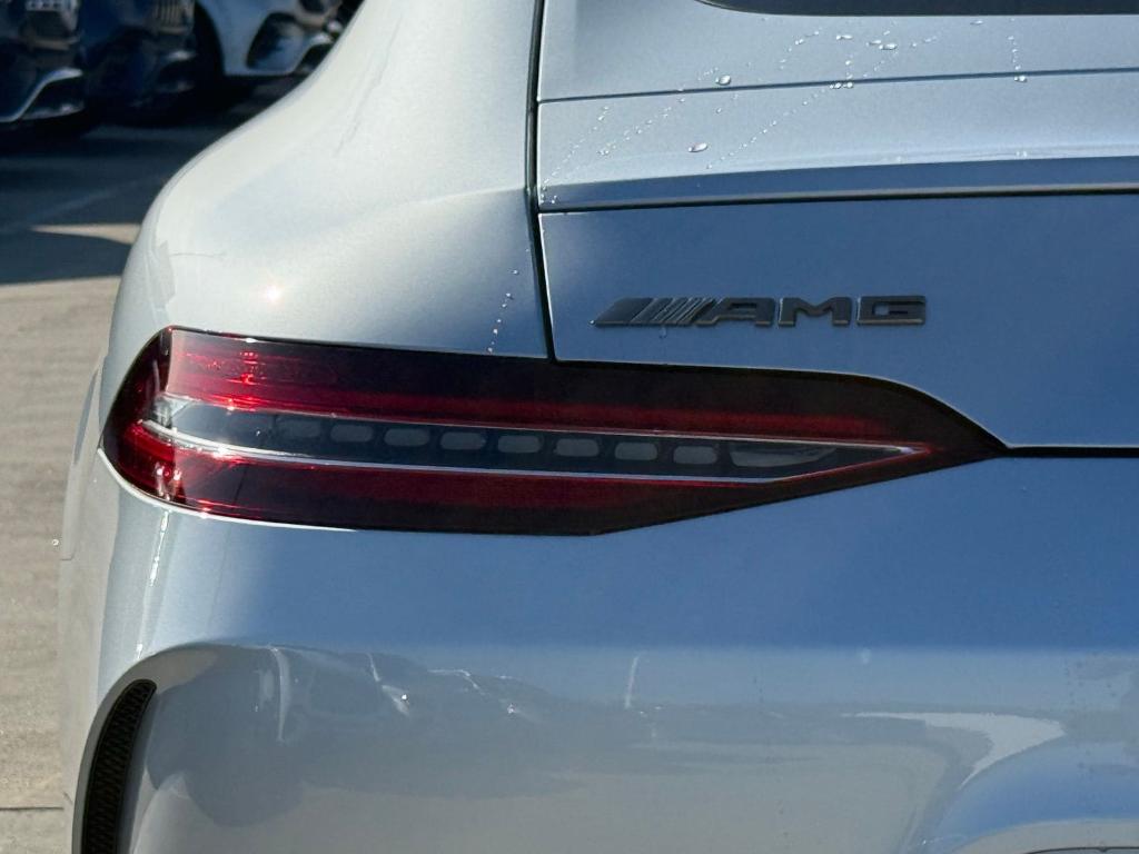 2026 Mercedes-BENZ AMG GT 43 BASE — миниатюра 8