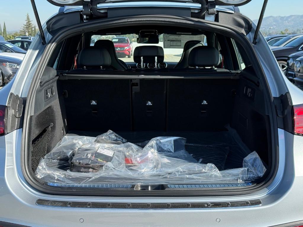 صورة مصغرة 12 لـ 2026 Mercedes-BENZ AMG GLC 43 BASE