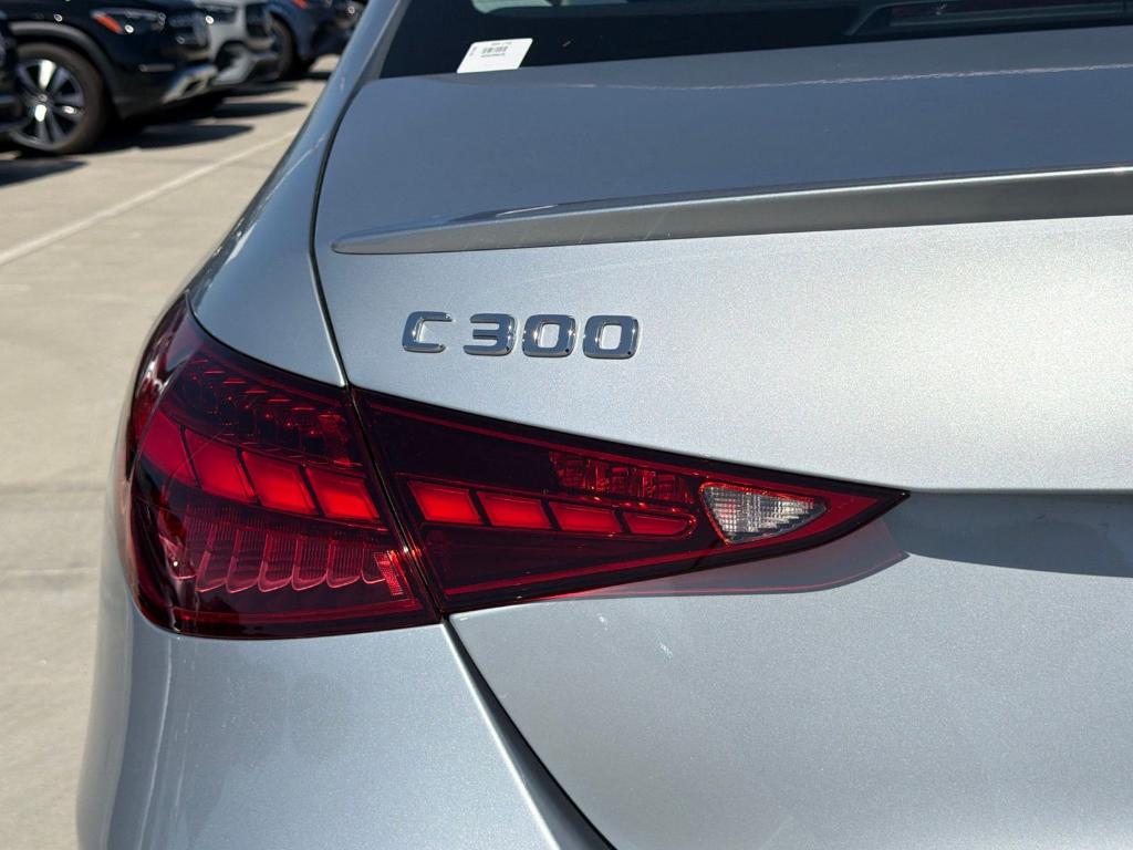 2026 Mercedes-BENZ C-CLASS — миниатюра 11
