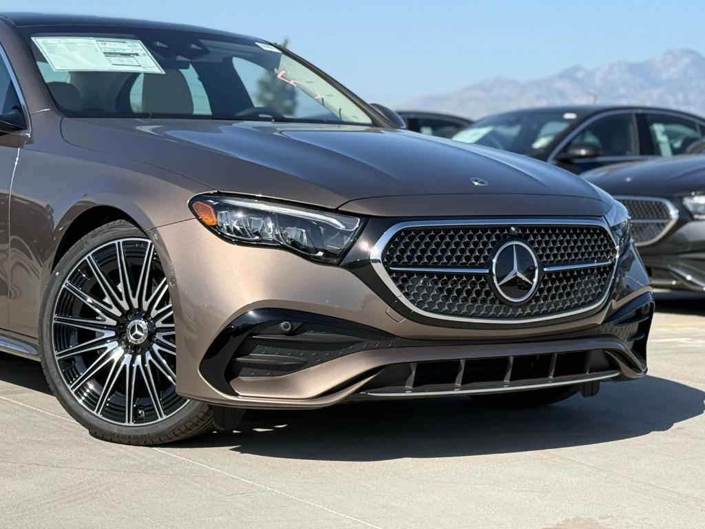 MERCEDES-BENZ E-CLASS - 3