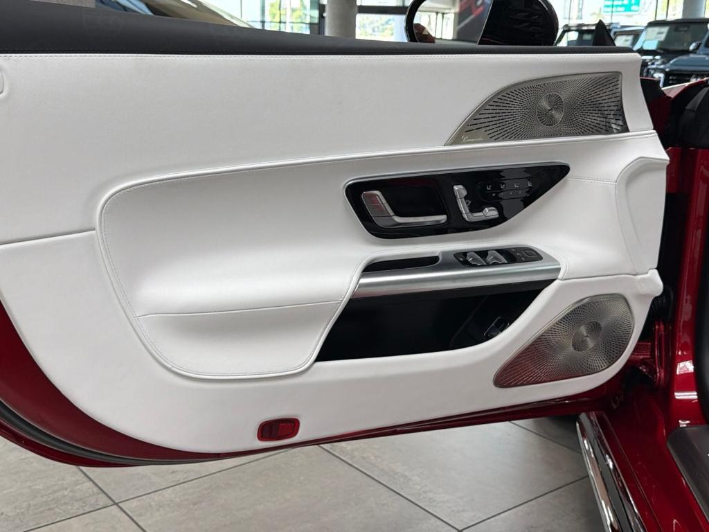 2026 Mercedes-BENZ MAYBACH 缩略图 11
