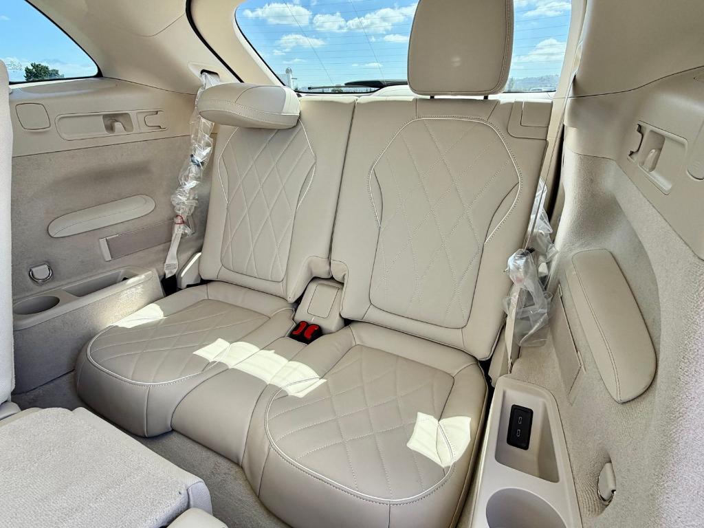 2026 Mercedes-BENZ EQS 缩略图 28