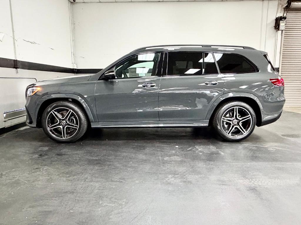 MERCEDES-BENZ GLS - 9