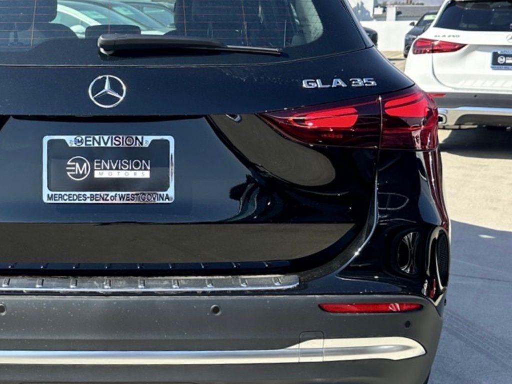 MERCEDES-BENZ GLA-CLASS AMG - 10