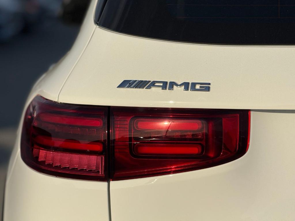 MERCEDES-BENZ GLB-CLASS AMG - 8