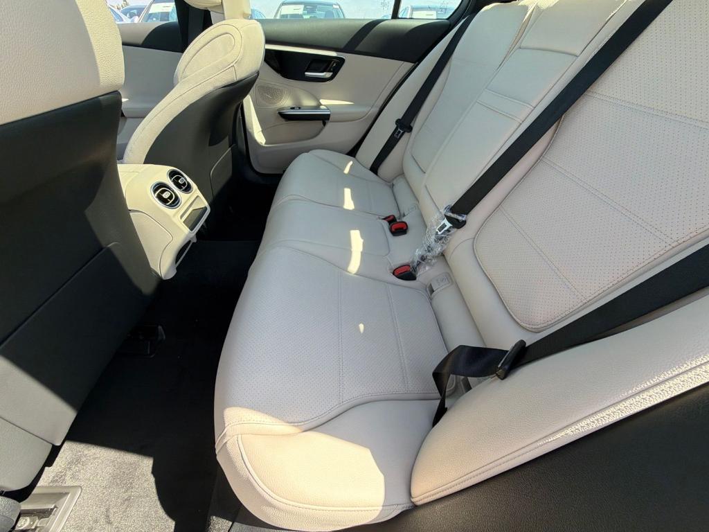 صورة مصغرة 28 لـ 2026 Mercedes-BENZ C-CLASS