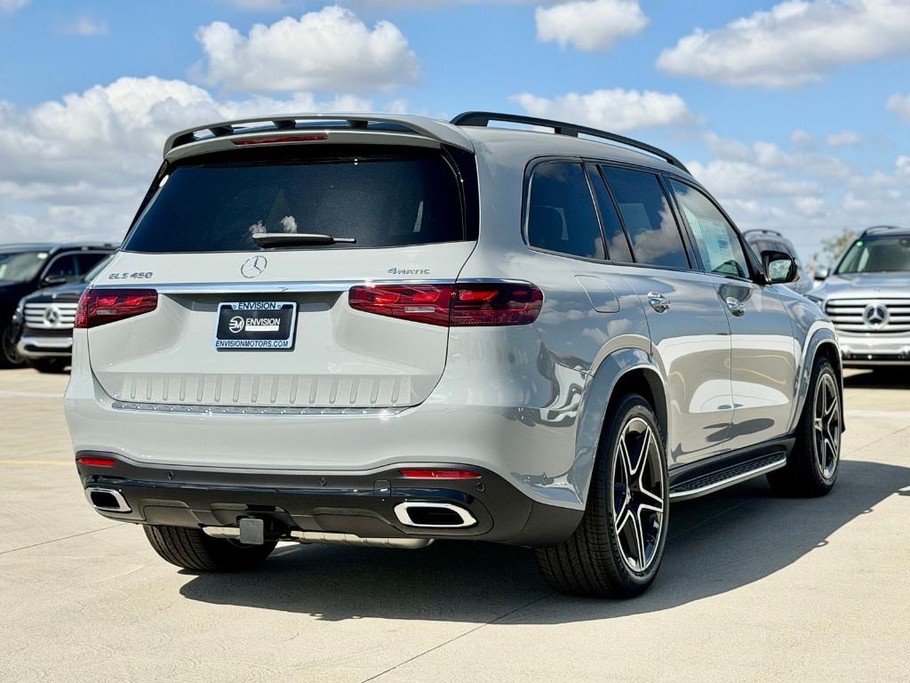 MERCEDES-BENZ GLS - 10