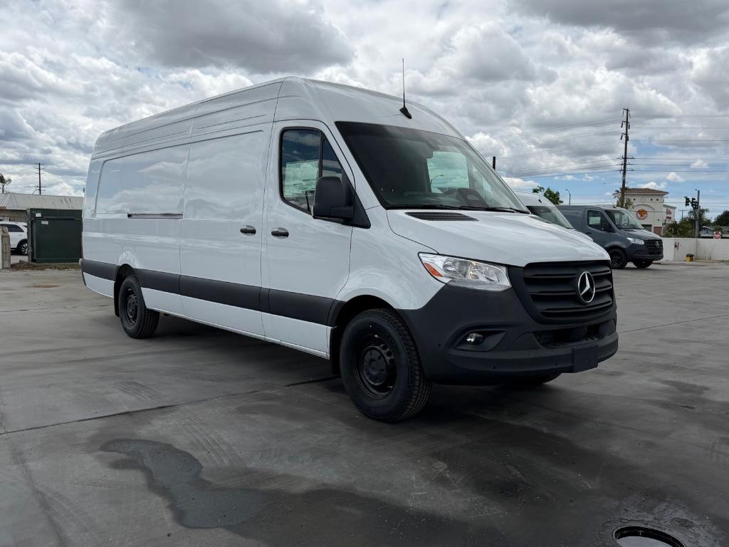 New 2025 Mercedes-Benz Sprinter 2500 170 WB High Roof Extended Cargo