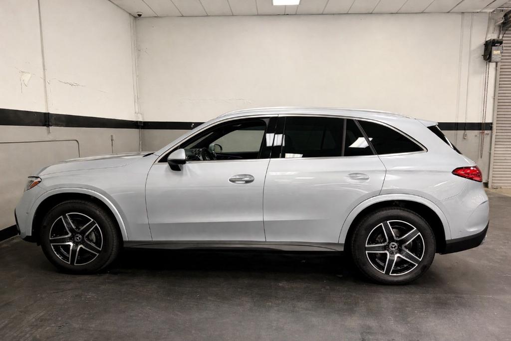 MERCEDES-BENZ GLC - 9