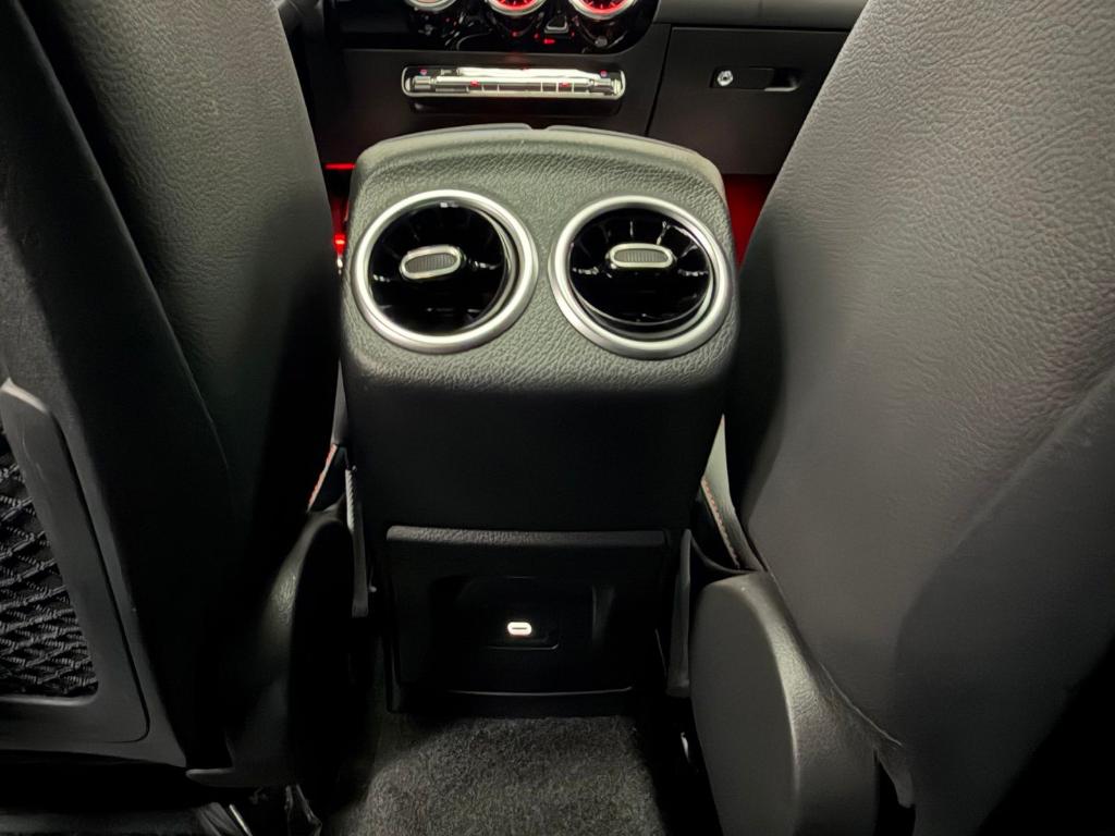 2025 Mercedes-BENZ AMG CLA 35 BASE 缩略图 41