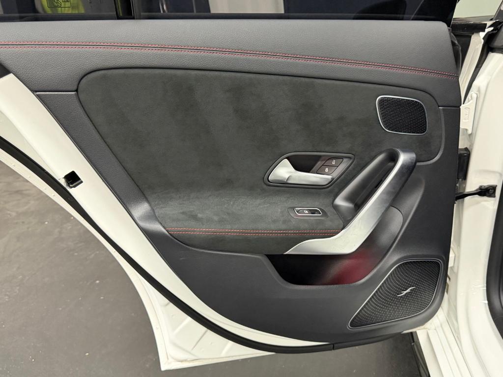 2025 Mercedes-BENZ AMG CLA 35 BASE 缩略图 42