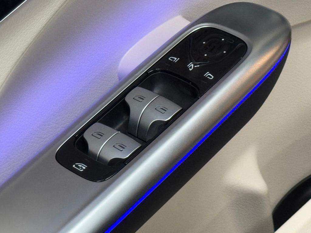 2026 Mercedes-BENZ C-CLASS — миниатюра 21